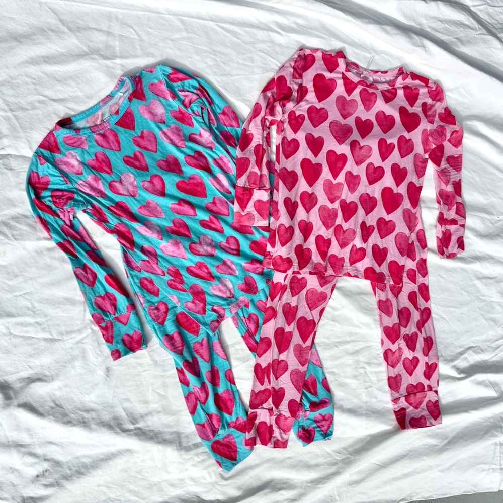 🩷 Posh Peanut Heart Pajama Set Bundle size 5t and 5t-6t